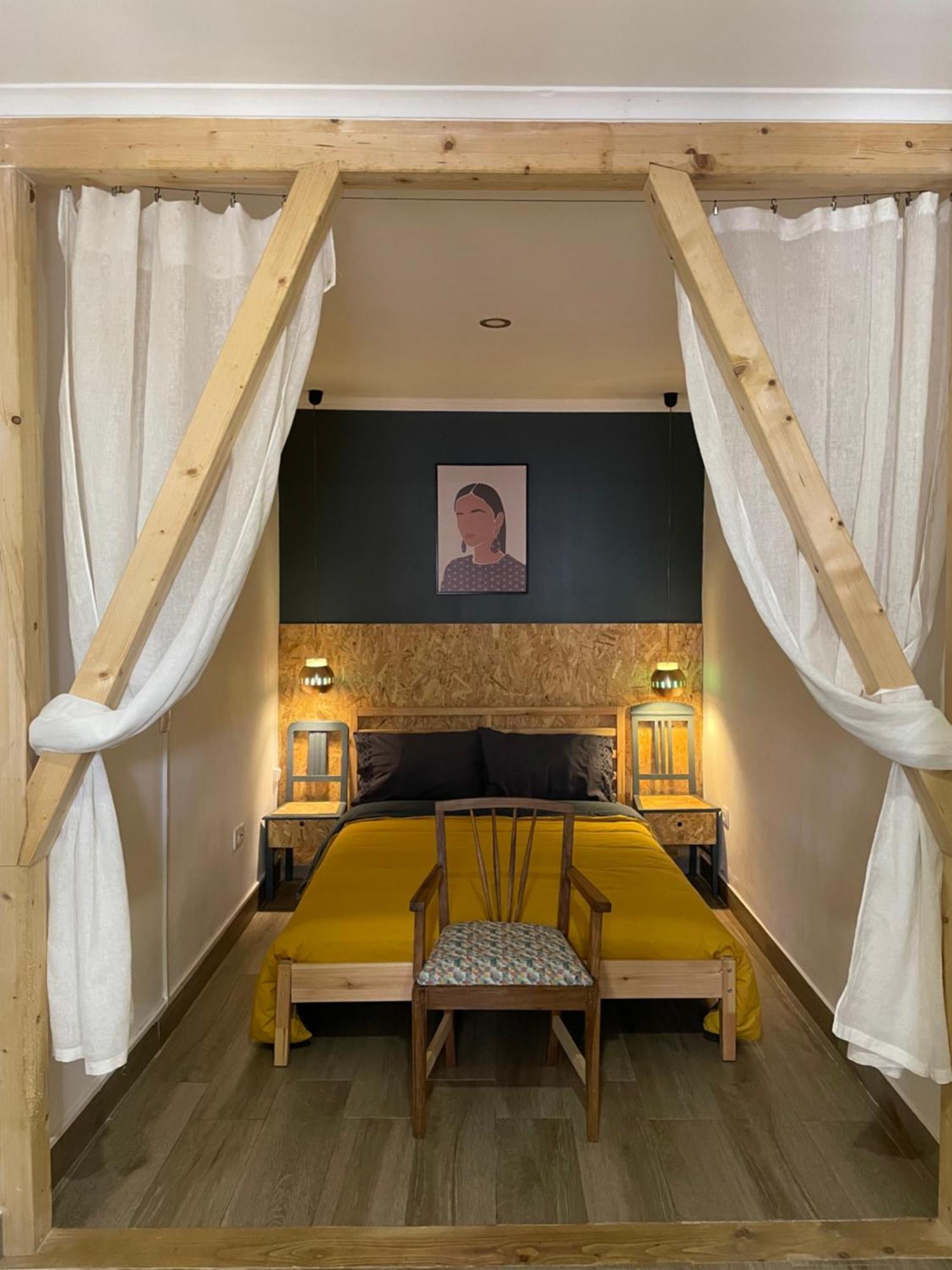 カルダス・ダ・ライーニャ Casa Dos Poetasホステル エクステリア 写真