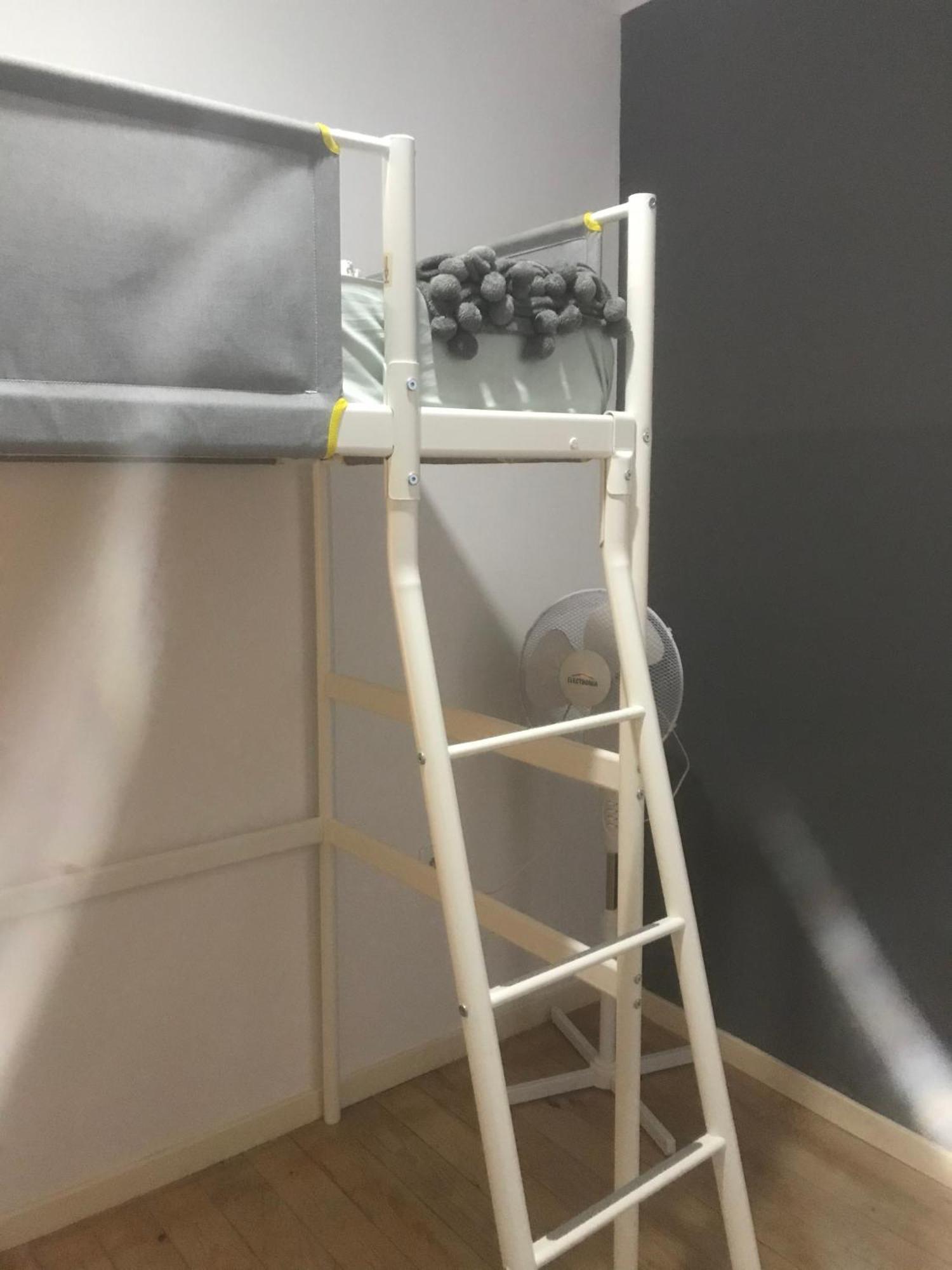 カルダス・ダ・ライーニャ Casa Dos Poetasホステル 部屋 写真